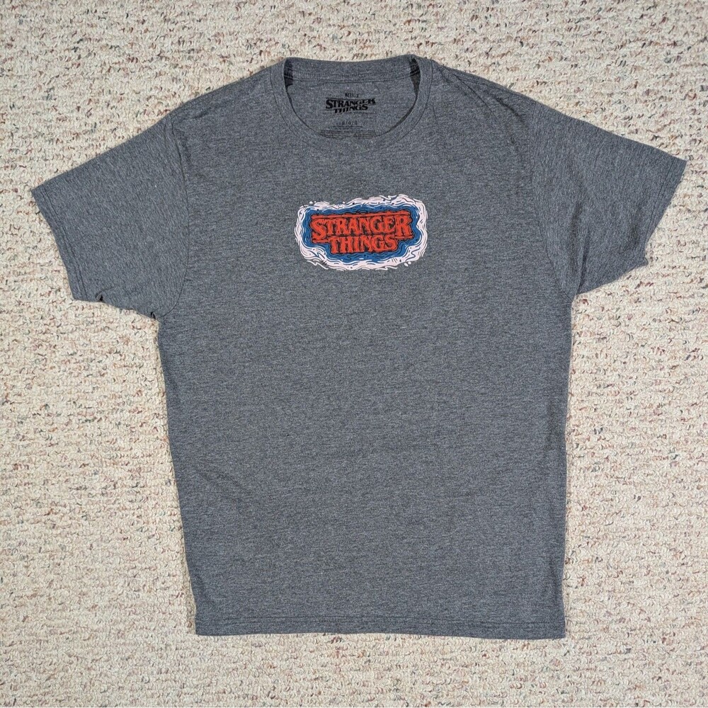 Stranger Things T-Shirt Double Sided Mens LARGE Heather Gray Netflix Pop Art